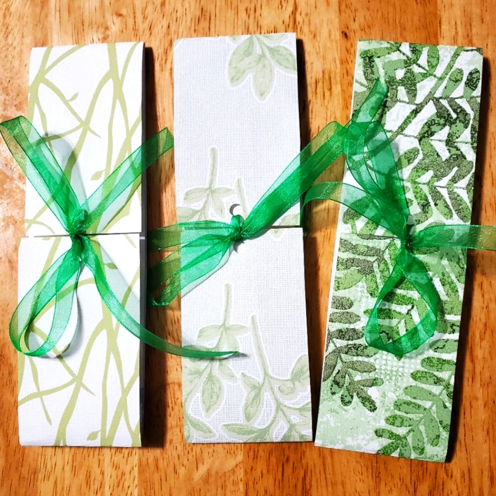 😀 HAND CRAFTED Set of 3 booklets with ribbon closure